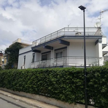 Apartamento Cento Passi Dal Mare Gaeta Exterior foto