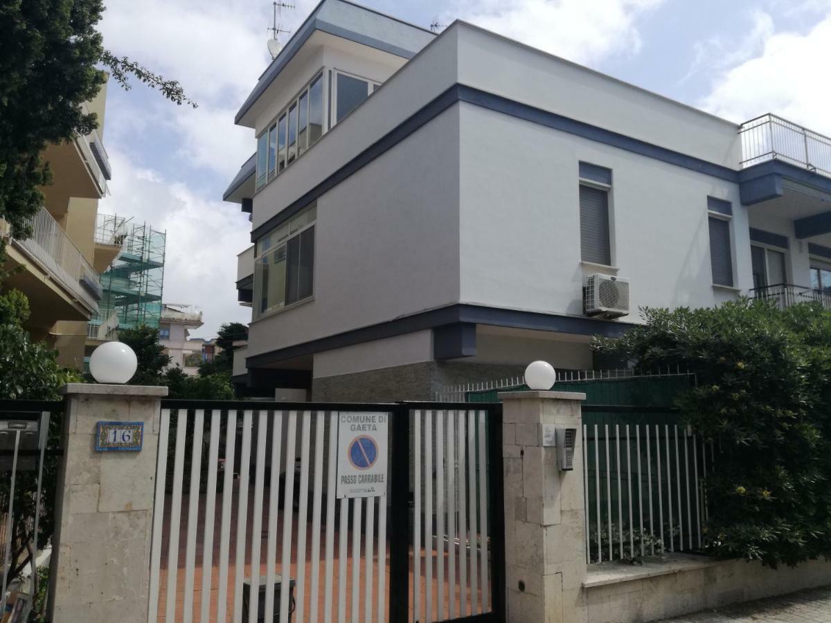 Apartamento Cento Passi Dal Mare Gaeta Exterior foto
